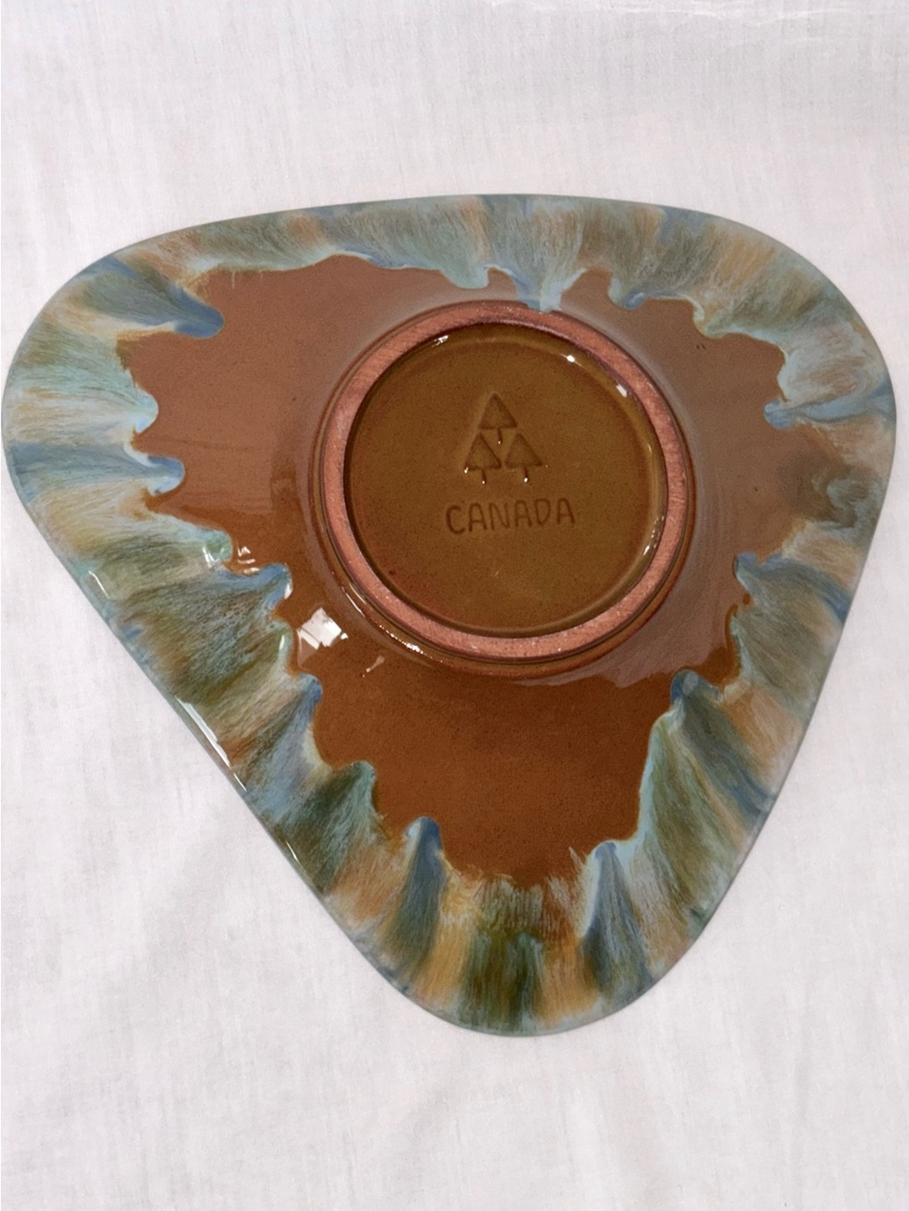 Vintage Blue Mountain Art Pottery Muskoka Candy Stripe Dish BMP Large Triangular - Picture 3 of 5